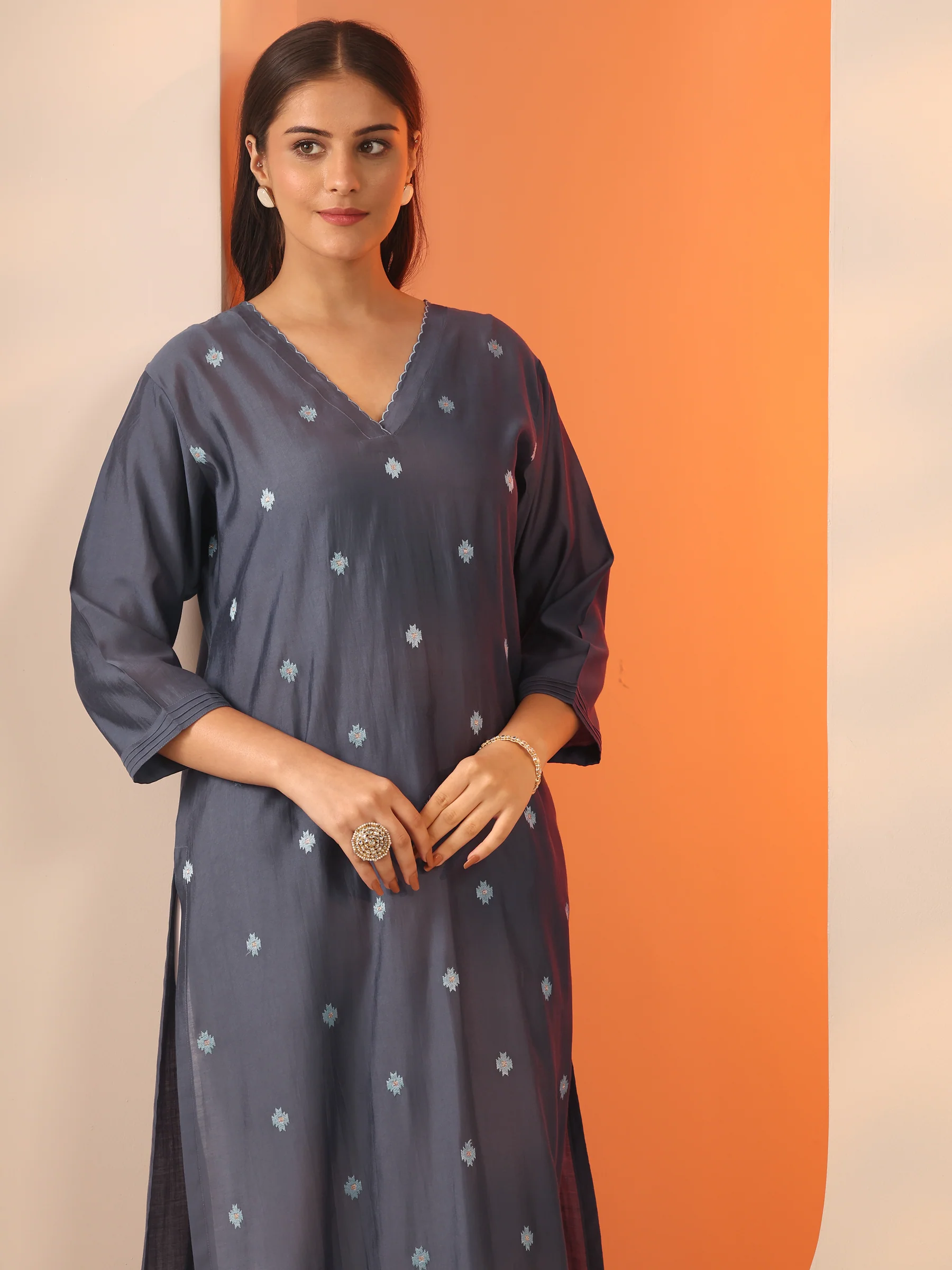 58271_5Main.webp Grey Embroidered Silk Blend Straight Kurta - Image 1